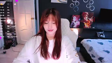 Snapshot of effie_lee chatting on 06.09.26 Effie online show from 06.09.26