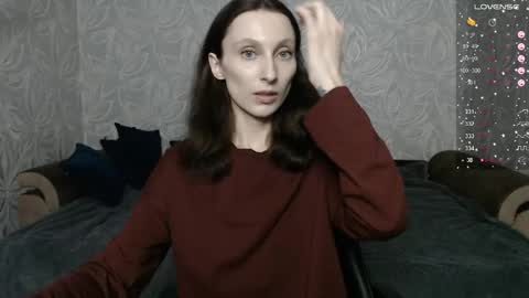 Snapshot of effy_gray chatting on 06.08.26 Anna online show from 06.08.26