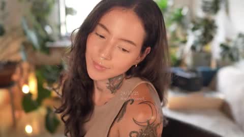 Effy online show from 10.29.25