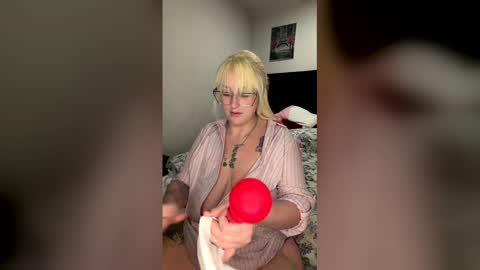 Egyptiancottxn online show from 04.21.26