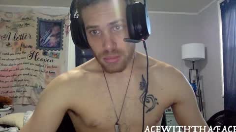Snapshot of ehusband chatting on 05.18.26 Ace Wit Da Face online show from 05.18.26