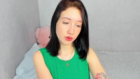 eileenmoores online show from 04.13.26