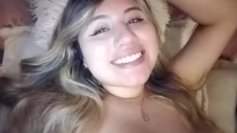 EIMY   MODEL INDEPENDENT online show from 03.01.26