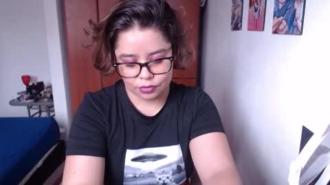 eimy_saenzz online show from 11.26.25