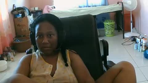 Snapshot of eirondra_valeen chatting on 10.14.25 Eirondra Valeen online show from 10.14.25