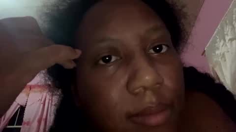 Eirondra Valeen online show from 11.07.25