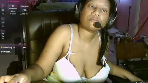 Eirondra Valeen online show from 05.26.26