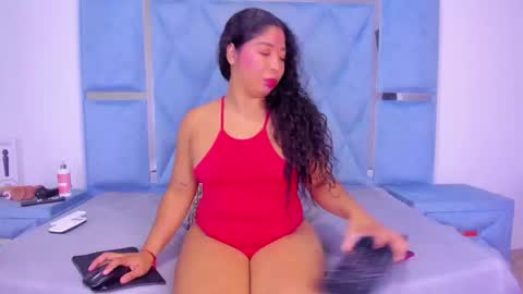 Snapshot of eithanasm chatting on 10.22.25 eithanasm online show from 10.22.25