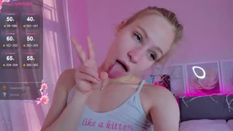 Snapshot of el1s_evans chatting on 02.26.25 please read my bio there is information about private shows and about my personality online show from 02.26.25