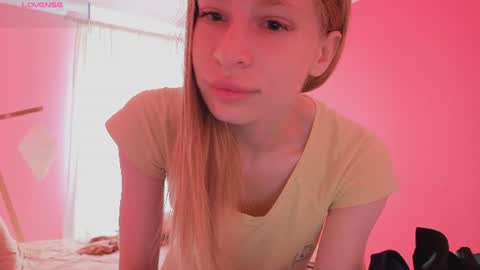 Snapshot of el1s_evans chatting on 07.16.26 please read my bio there is information about private shows and about my personality online show from 07.16.26