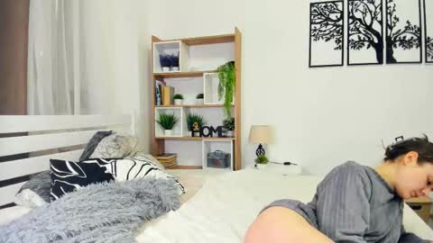 Elis 3 online show from 11.23.25