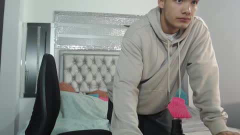 Snapshot of el_principee chatting on 03.12.25 el_principee online show from 03.12.25