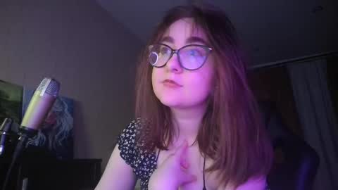 If you like it when I meow give me a thumbs up online show from 02.20.25