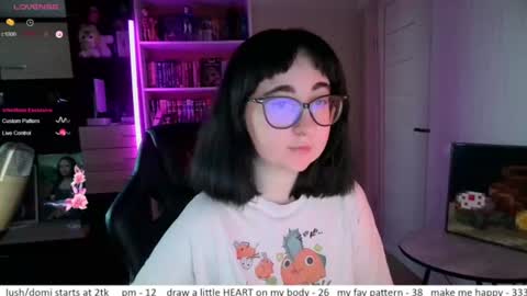 Snapshot of el_sweety chatting on 07.23.26 If you like it when I meow give me a thumbs up online show from 07.23.26