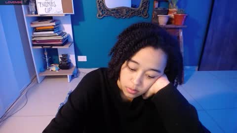 Snapshot of ela_0 chatting on 10.28.25 Ela Help me reach 100 thumbs up online show from 10.28.25