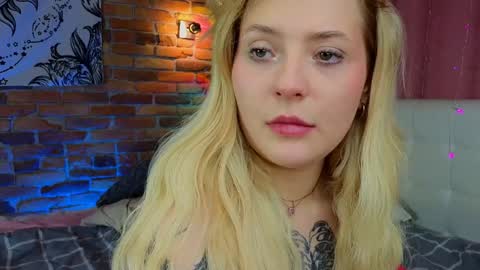 Lina online show from 12.10.24