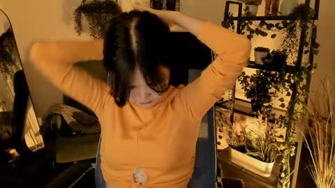 Snapshot of elainebeness chatting on 06.02.26 Your sweet girl online show from 06.02.26