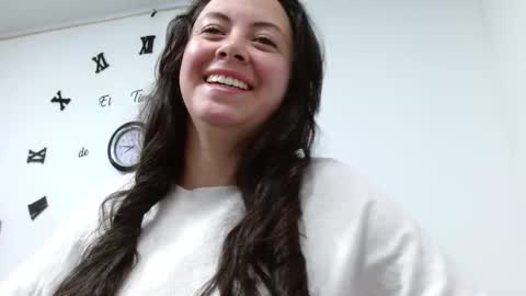 Snapshot of elamurray02 chatting on 02.03.26 elammurray online show from 02.03.26