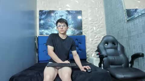 Elan Giralon online show from 03.04.26