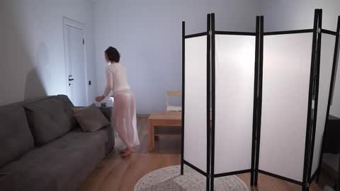 Snapshot of elannand chatting on 10.28.25 ELA 3 online show from 10.28.25