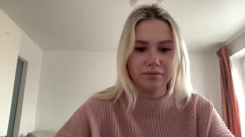 elaraluxxxe online show from 02.14.25