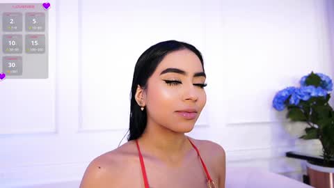 Snapshot of elasummeer chatting on 01.17.25 Elasummeer online show from 01.17.25