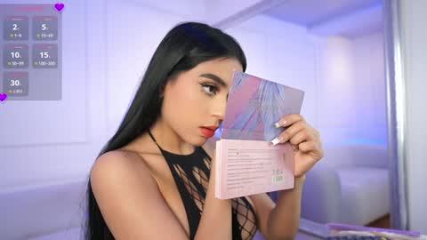 Snapshot of elasummeer chatting on 01.23.25 Elasummeer online show from 01.23.25