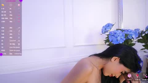 Snapshot of elasummeer chatting on 02.17.25 Elasummeer online show from 02.17.25