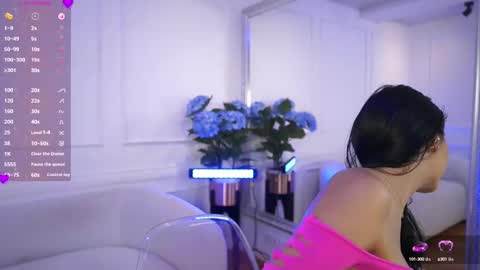 Snapshot of elasummeer chatting on 02.21.25 Elasummeer online show from 02.21.25