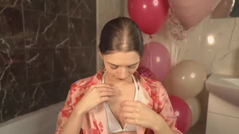 Elba Blance online show from 10.17.25