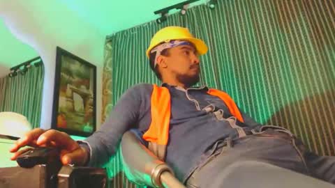 Snapshot of elcaballeroblack chatting on 10.01.25 elcaballeroblack online show from 10.01.25