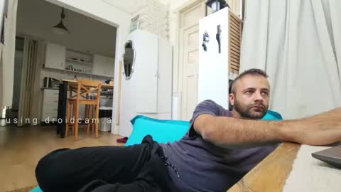 Snapshot of elcondorxo509107 chatting on 09.22.25 daniel18cmx online show from 09.22.25