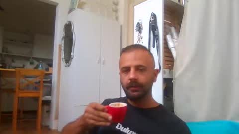 Snapshot of elcondorxo509107 chatting on 10.23.25 daniel18cmx online show from 10.23.25
