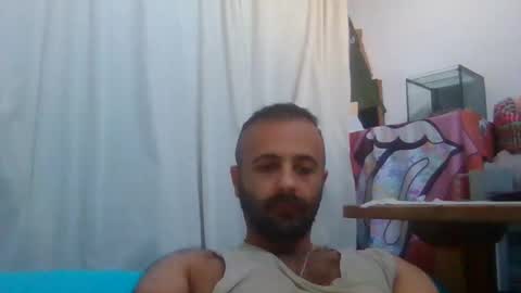 Snapshot of elcondorxo509107 chatting on 10.26.25 daniel18cmx online show from 10.26.25