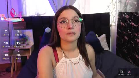 Snapshot of elecktra_sweet chatting on 09.30.25 Elecktra online show from 09.30.25