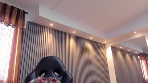 Snapshot of electraa_fox chatting on 12.06.24 Electra online show from 12.06.24