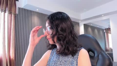 Snapshot of electraa_fox chatting on 01.15.25 Electra online show from 01.15.25