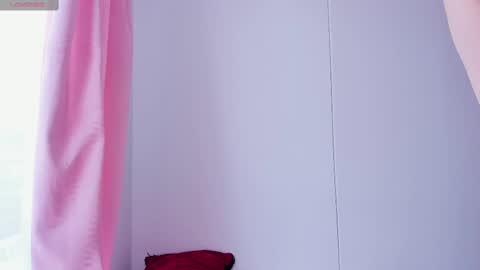 Snapshot of electraa_fox chatting on 03.03.25 Electra online show from 03.03.25