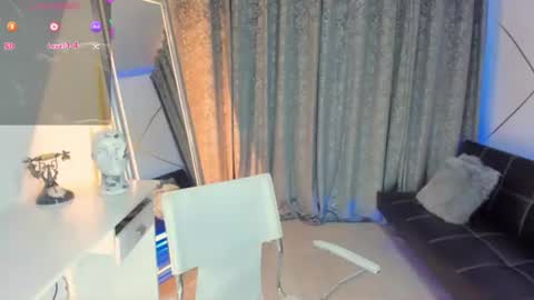 Snapshot of electrahott chatting on 07.11.26 My favorite tip 333 222 111 99 66 44 online show from 07.11.26