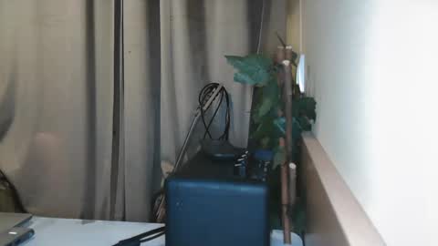 Julia Follow me on Onlyfansju grosroberts online show from 01.21.25