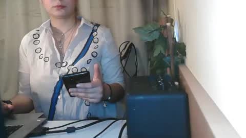 Julia Follow me on Onlyfansju grosroberts online show from 02.04.25