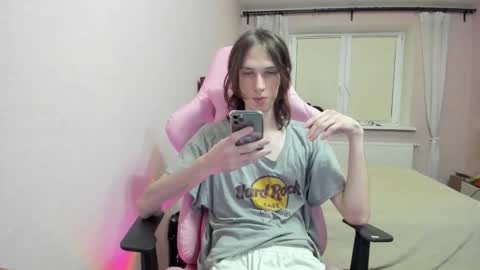 eleganc3 online show from 10.26.25