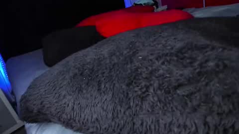 Snapshot of elegant_wolf chatting on 12.03.24 Elegant online show from 12.03.24