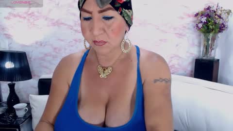 XIOMY   give LIKE on my page online show from 01.17.25