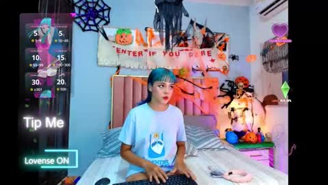 Snapshot of elektrablue_1 chatting on 11.04.25 Elektra online show from 11.04.25