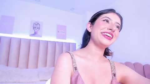 Snapshot of elena_dolce chatting on 05.22.26 Elena online show from 05.22.26