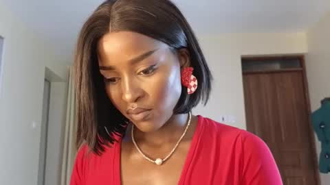 Elena online show from 01.18.25