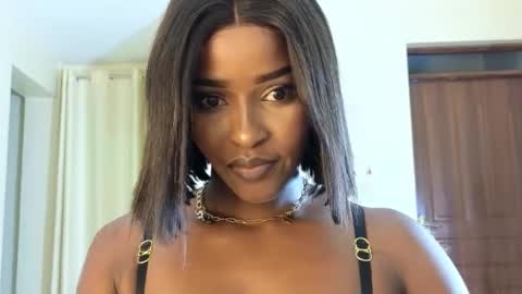 Elena online show from 02.21.25