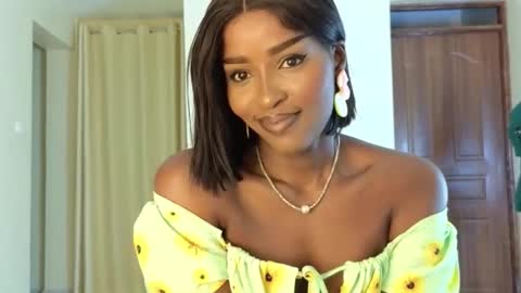 Elena online show from 02.22.25