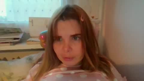 Elena online show from 12.18.25